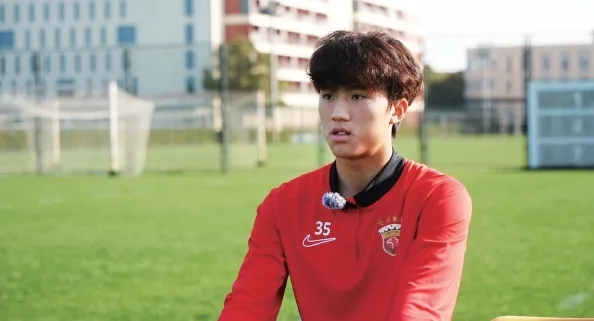 李圣龍中乙首秀雙響 談B隊角色與18歲鋒線新星溫鈞翔