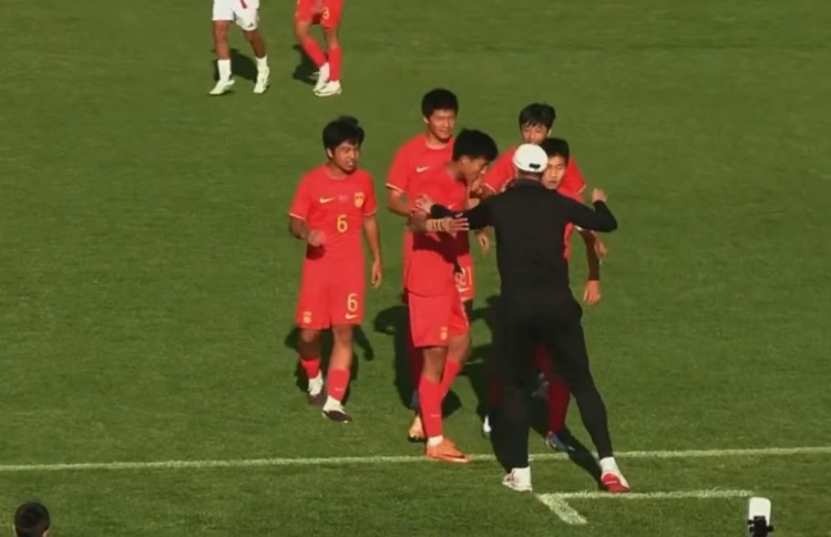 B費第19助卡塞米羅舍什科破門 曼聯(lián)2-1布倫特福德距歐冠區(qū)11分 B費第19助卡塞米羅舍什科破門 曼聯(lián)2-1布倫特福德距歐冠區(qū)11分