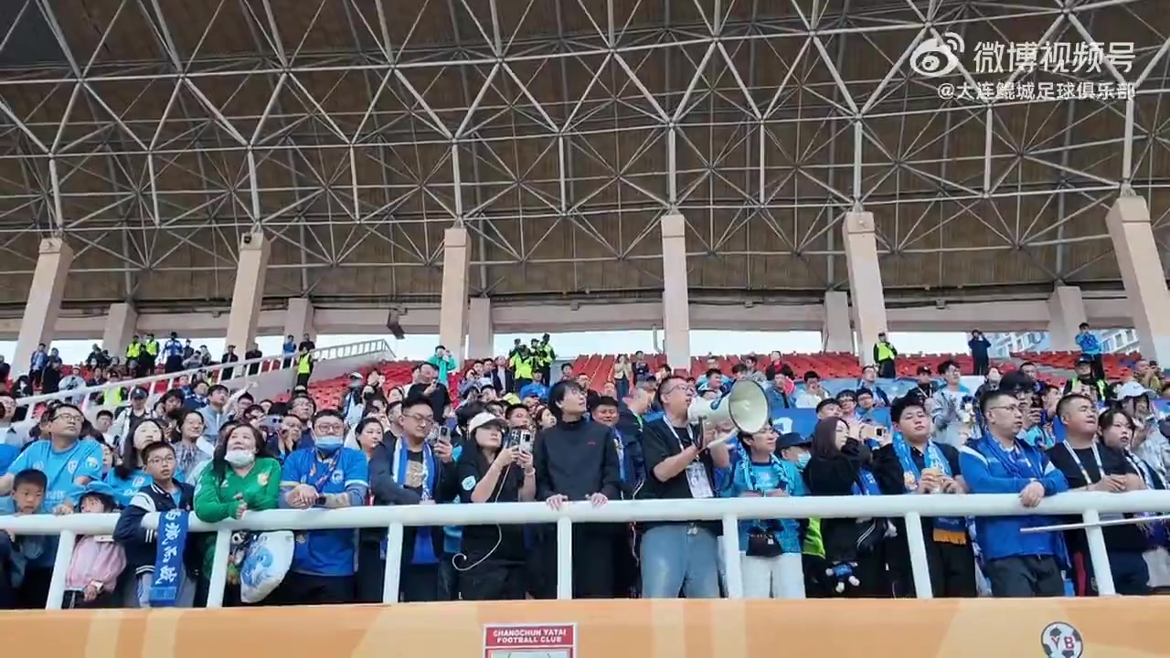 龍廷威+諾曼聯袂救主 大連鯤城主場2-2絕平佛山南獅 龍廷威+諾曼聯袂救主 大連鯤城主場2-2絕平佛山南獅