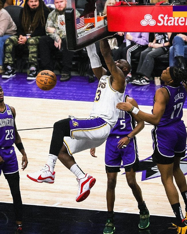 詹姆斯32+7+6創(chuàng)紀錄，湖人103-99險勝國王升至西部第五
