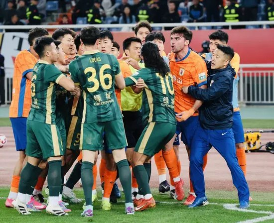 泰山5將身背三黃無(wú)人停賽 打海港陣容齊整