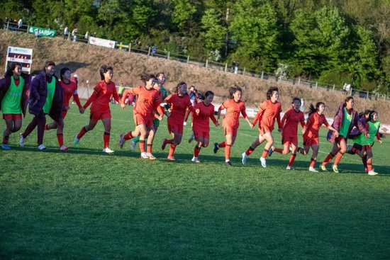 U16女足蒙太古杯奪銀創(chuàng)歷史 全運(yùn)戰(zhàn)前瞄準(zhǔn)最高領(lǐng)獎(jiǎng)臺(tái) U16女足蒙太古杯奪銀創(chuàng)歷史 全運(yùn)戰(zhàn)前瞄準(zhǔn)最高領(lǐng)獎(jiǎng)臺(tái)