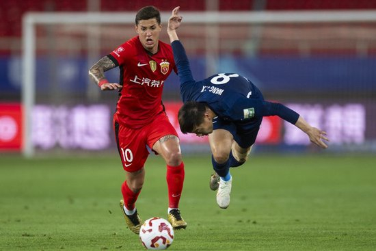 維塔爾世界波開胡，海港客場2-0三鎮(zhèn)止頹