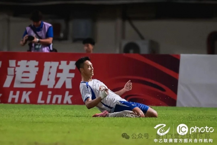 劉子銘雙響領(lǐng)跑射手榜，廈門飛鷺客勝?gòu)V州蒲公英升至爭(zhēng)冠組第三