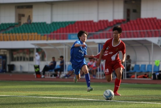 雨花臺(tái)中學(xué)5-0橫掃南京城市梯隊(duì)，中青賽南京U15首日爆冷