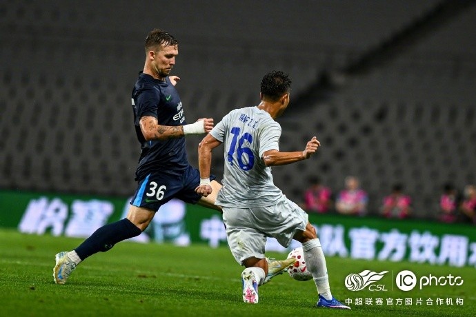 阿代米閃擊 卡爾采夫點(diǎn)射 深圳客場2-1終結(jié)申花不敗