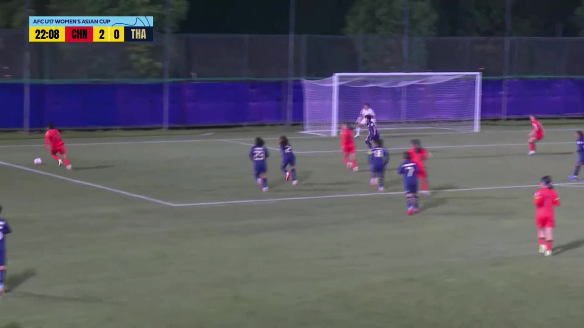 U17女足3-0領(lǐng)先！成宛迪門(mén)前頭球破門(mén)建功